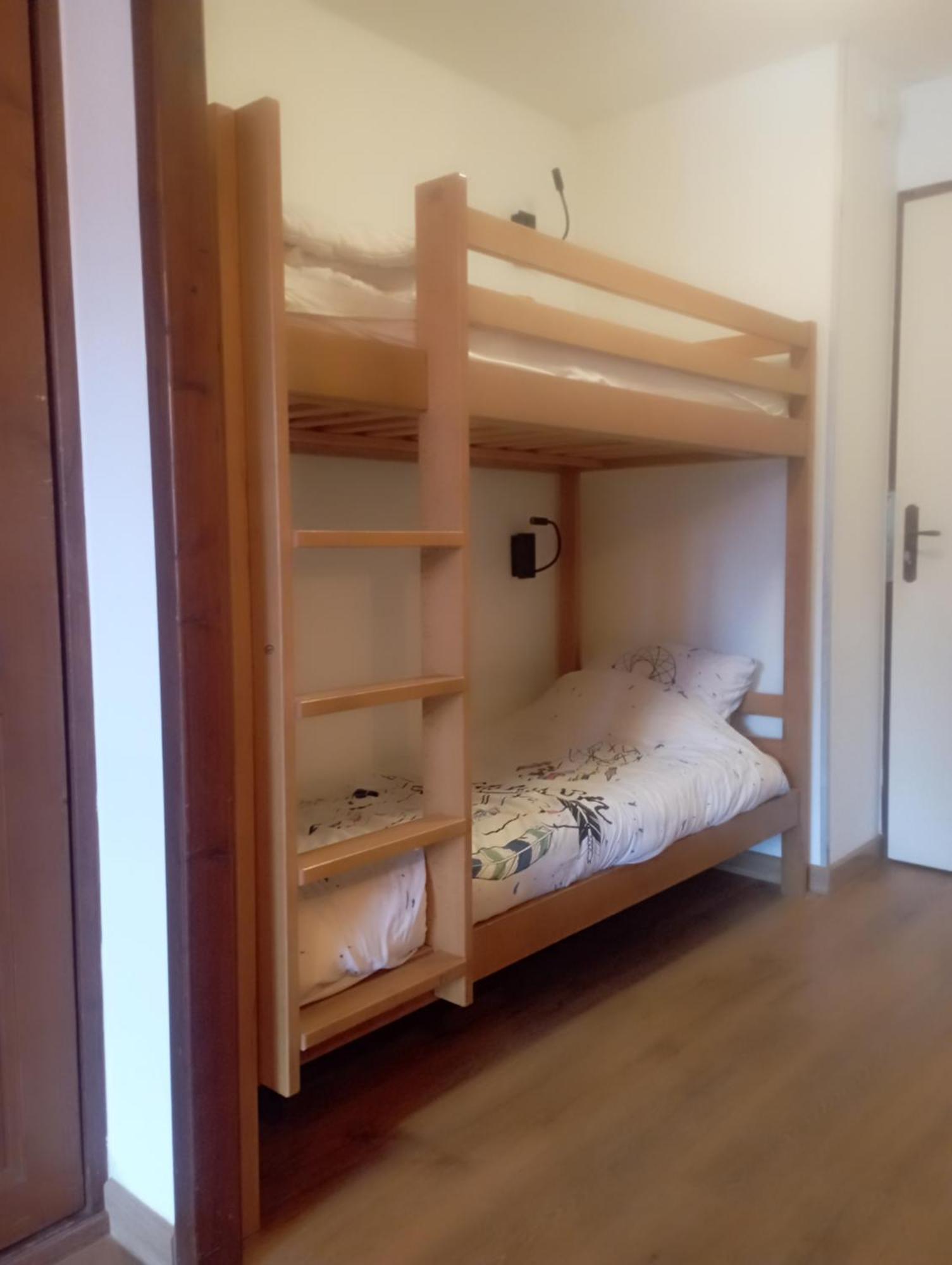 Grand Studio Tout Confort Pour 4 Personnes Брид-Ле-Бэн Экстерьер фото